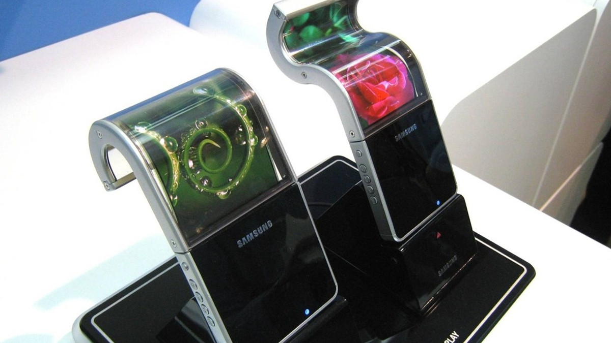 Цікаво, якими насправді будуть гнучкі смартфони від Samsung - фото 1
