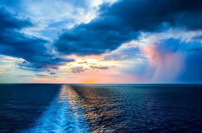 70-річний пенсіонер тричі перетнув Атлантичний океан на байдарці