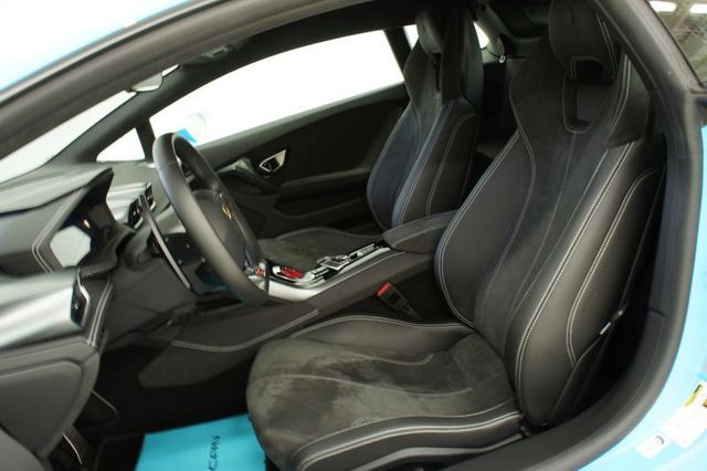 На аукціон виставили найбільш няшний Lamborghini: фотофакт - фото 198949