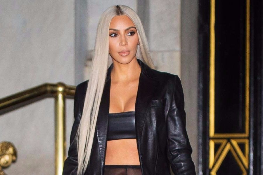 Кім Кардашян шокувала фанів відвертим образом на Тижні моди: ефектні фото