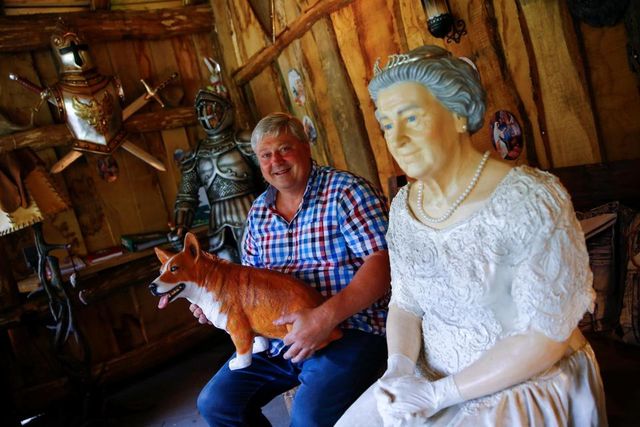 Чоловік облаштував власний куточок Британії у Німеччині - фото 194883