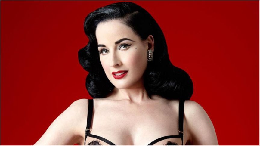 Діта фон Тіз похизувалася розкішною вишиванкою