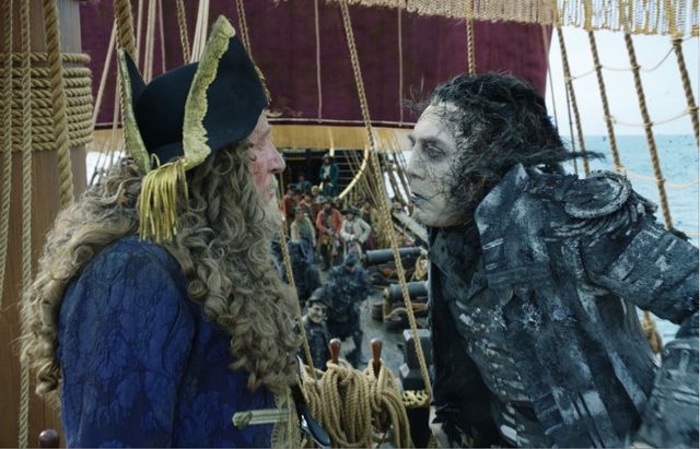 Капітан Барбоса та капітан Салазар - фото 193629