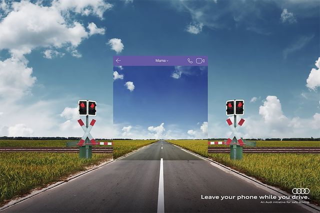 Соцмережі вбивають. Audi наочно показала, як небезпечно "сидіти" в телефоні за кермом - фото 193403