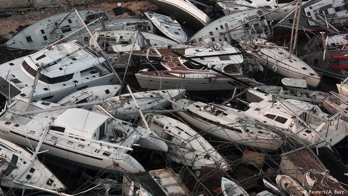 У мережі з'явилися відео руйнувань від урагану "Марія"