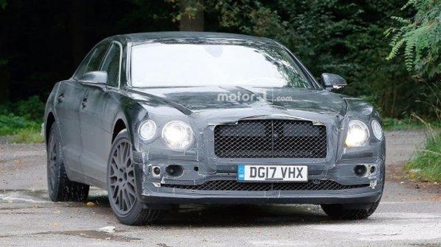 Новий Bentley Flying Spur помітили на дорожніх тестах - фото 193331