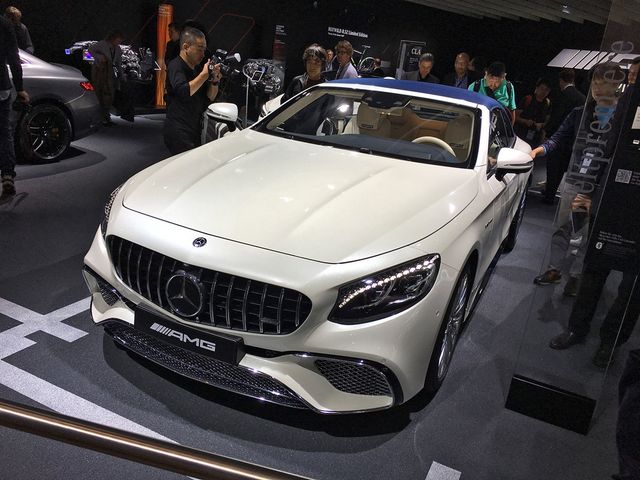 Як виглядає Mercedes S-класу: реальні фото - фото 195593