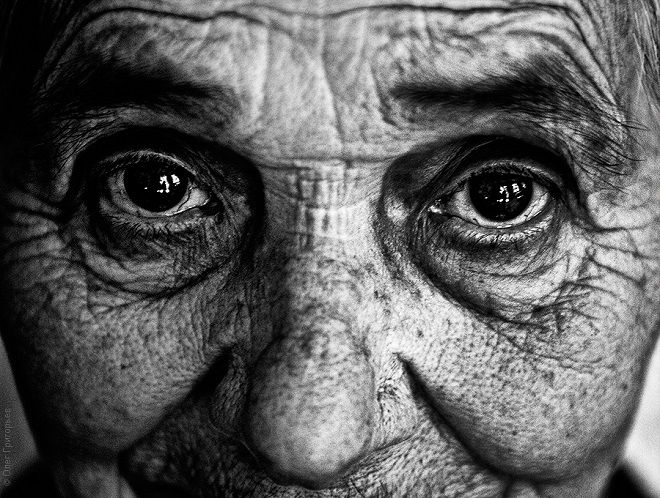 Вчені назвали межу тривалості життя людини