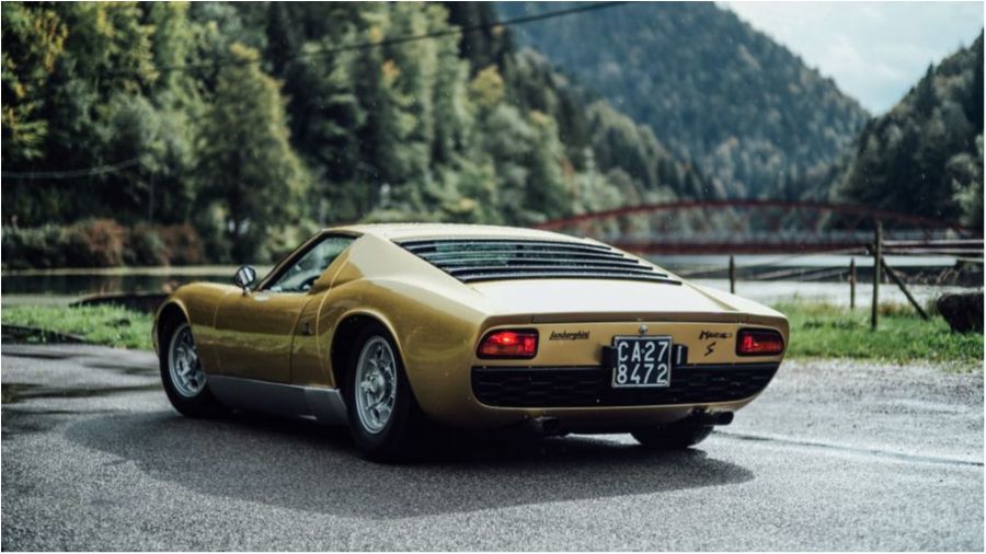 Найяскравіші суперкари Lamborghini зібрали на конкурсі краси