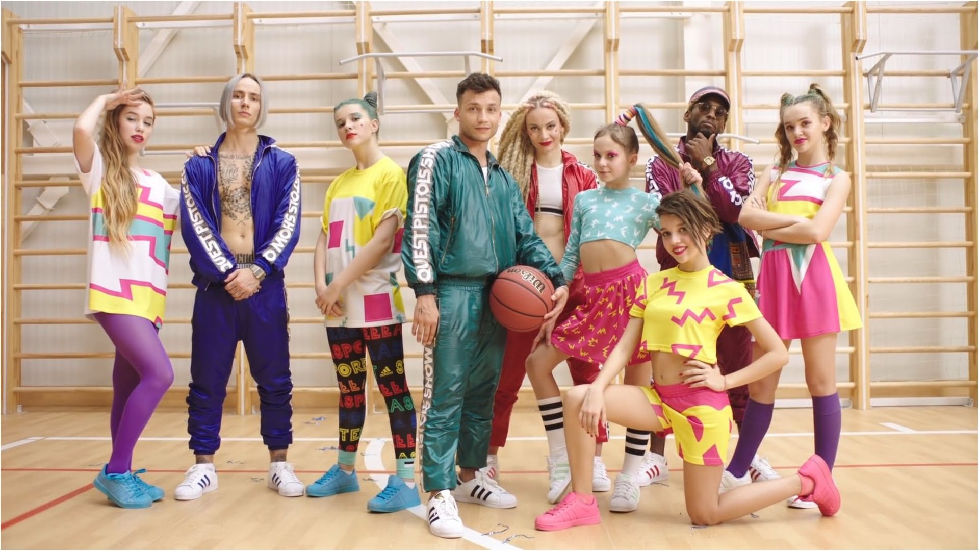 Скрін з кліпу - фото 1