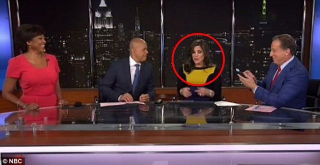 У США телеведуча почала народжувати в прямому ефірі - фото 199031