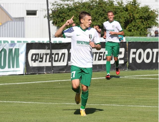 Український футболіст присвятив хет-трик своїй тещі - фото 196471