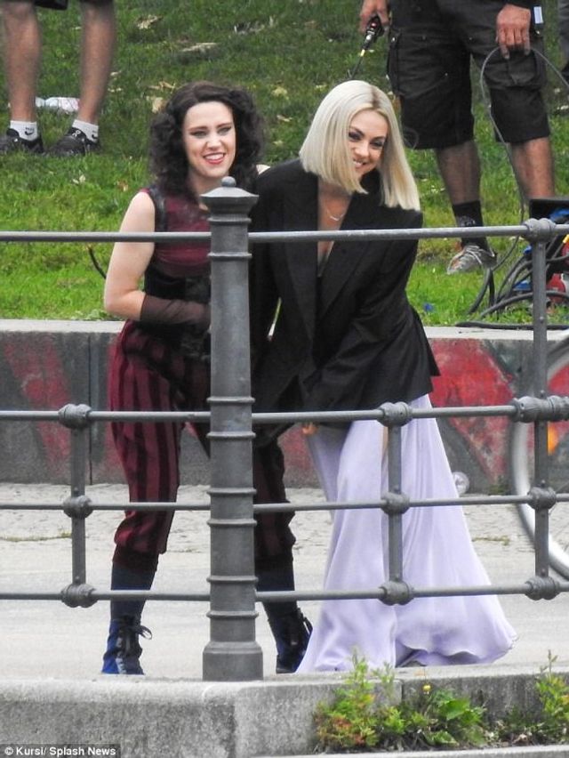 Міла Куніс здивувала кардинальною зміною образу - фото 193452