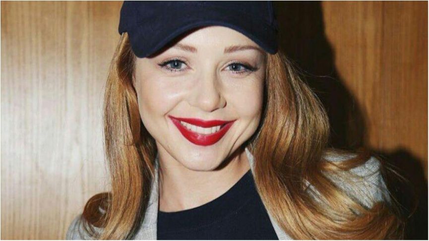 Тіна Кароль з'явилася на публіці у сміливому образі