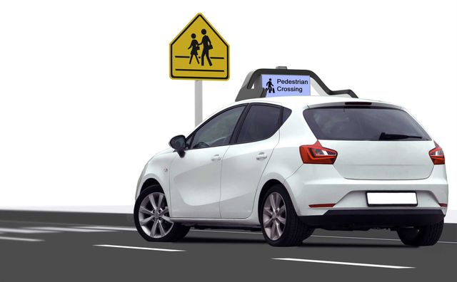 Toyota створила безпілотне авто з двома кермами - фото 199164