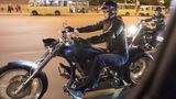 Віталій Кличко на мотоциклі перевірив дороги Києва: відеофакт