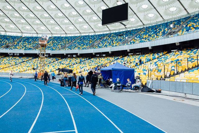 Голлівудський актор приїхав на зйомки реклами до Києва: з'явилися фото - фото 197261