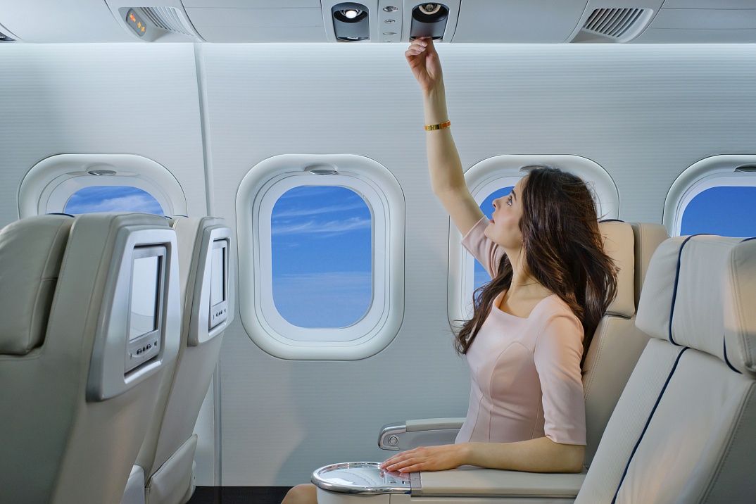 Для економії місця: колумбійська авіакомпанія планує прибрати з літаків сидіння