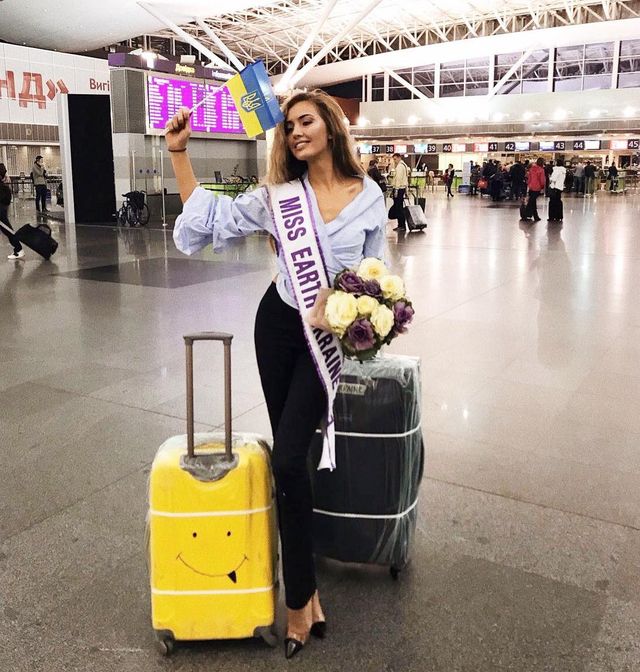 Українка здобула бронзу на конкурсі купальників Міс Земля 2017: ефектні фото - фото 202503