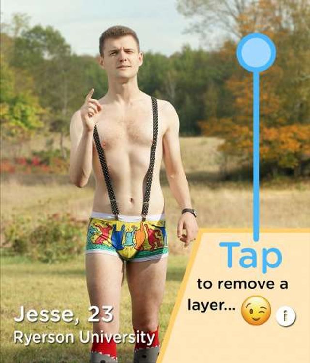 Хлопець вигадав кумедний і відвертий спосіб знайомства у Tinder (18+) - фото 201527