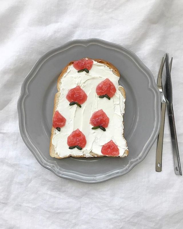 Японка перетворила нудний сніданок у мистецтво: смачні фото - фото 200813