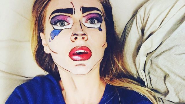 Прості костюми на Хелловін та легендарний лайнер: 25 жовтня у трьох фото - фото 204859