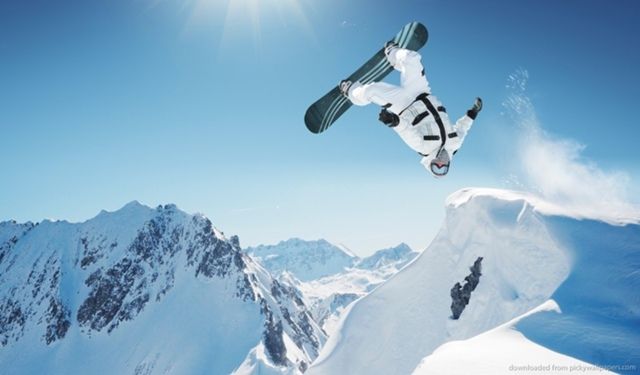 Сальто на сноуборді з чашкою кави: вражаюче відео