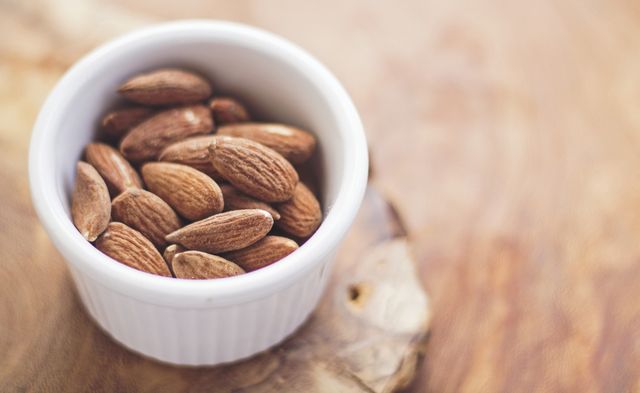 Названо продукти, які миттєво "вбивають" голод - фото 199415