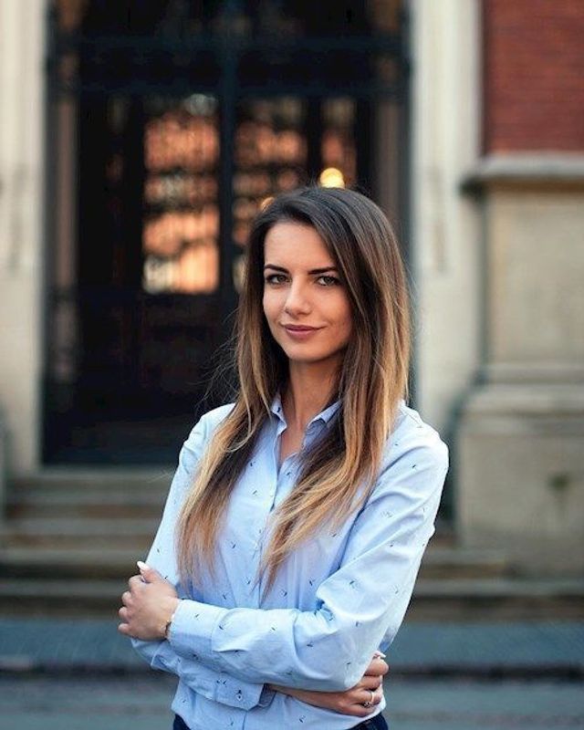 20-річна арбітр з Польщі підкорила футбольних фанів - фото 205407