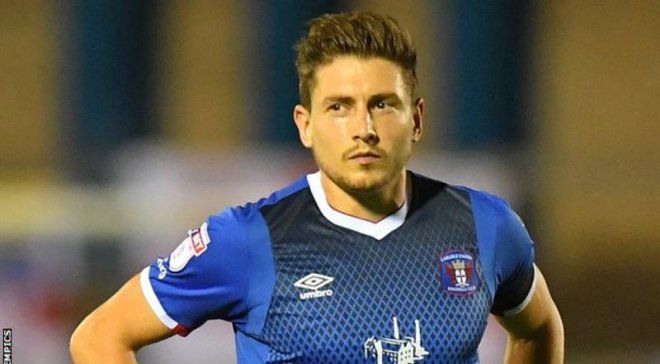 В Англії вперше дискваліфікували футболіста за симуляцію