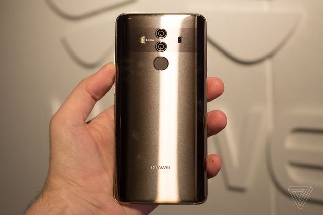 Huawei Mate 10: на що здатна новинка компанії - фото 202847