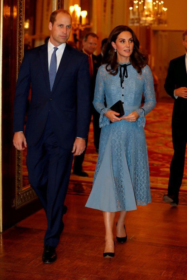 Кейт Міддлтон вперше з'явилася на публіці після оголошення про третю вагітність - фото 201711