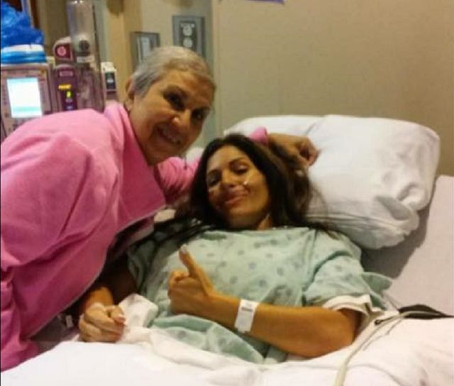 Американка витратила тисячі доларів, щоб стати схожою на Меланію Трамп - фото 200297