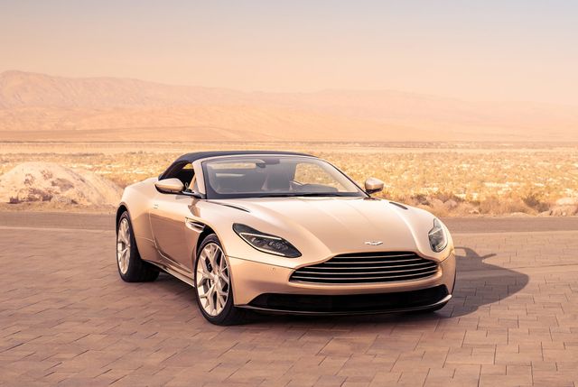 Aston Martin презентувала кабріолет DB11 Volante - фото 202588