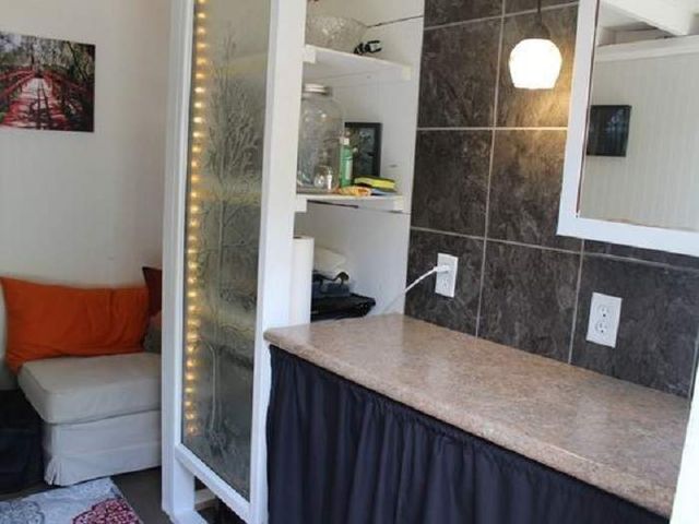 13-річний підліток своїми руками побудував затишний будиночок - фото 202857