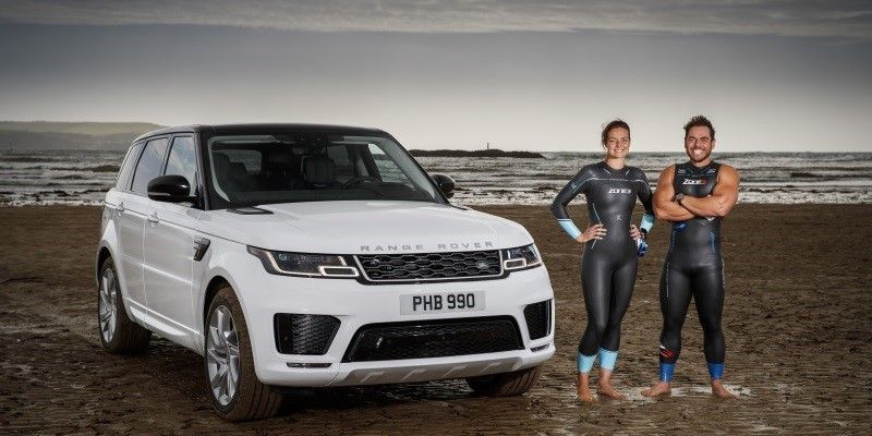 Новий Range Rover Sport випробували у морських хвилях