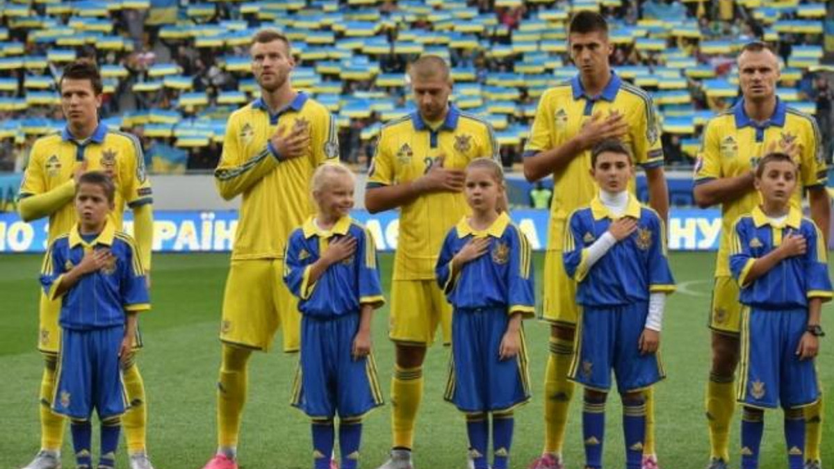 Гімн України вспівав увесь Олімпійський, крім Ракицького - фото 1