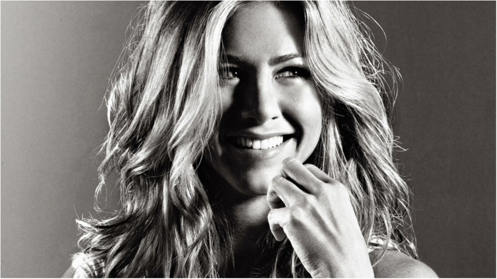 Дженніфер Еністон здивувала шанувальників своїм зовнішнім виглядом