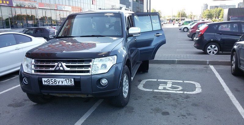 Збільшено штраф за паркування на місцях для інвалідів - фото 1