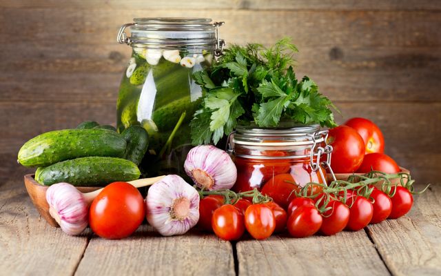 Скандальна заява Сергія Бабкіна та найкращі камерофони: 7 жовтня у трьох фото - фото 200982