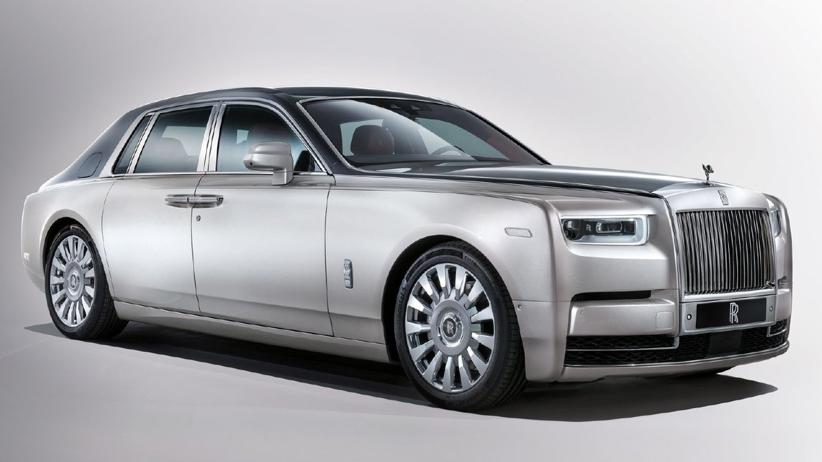 У Rolls-Royce розповіли, чого ніколи не буде в їхніх автомобілях - фото 1