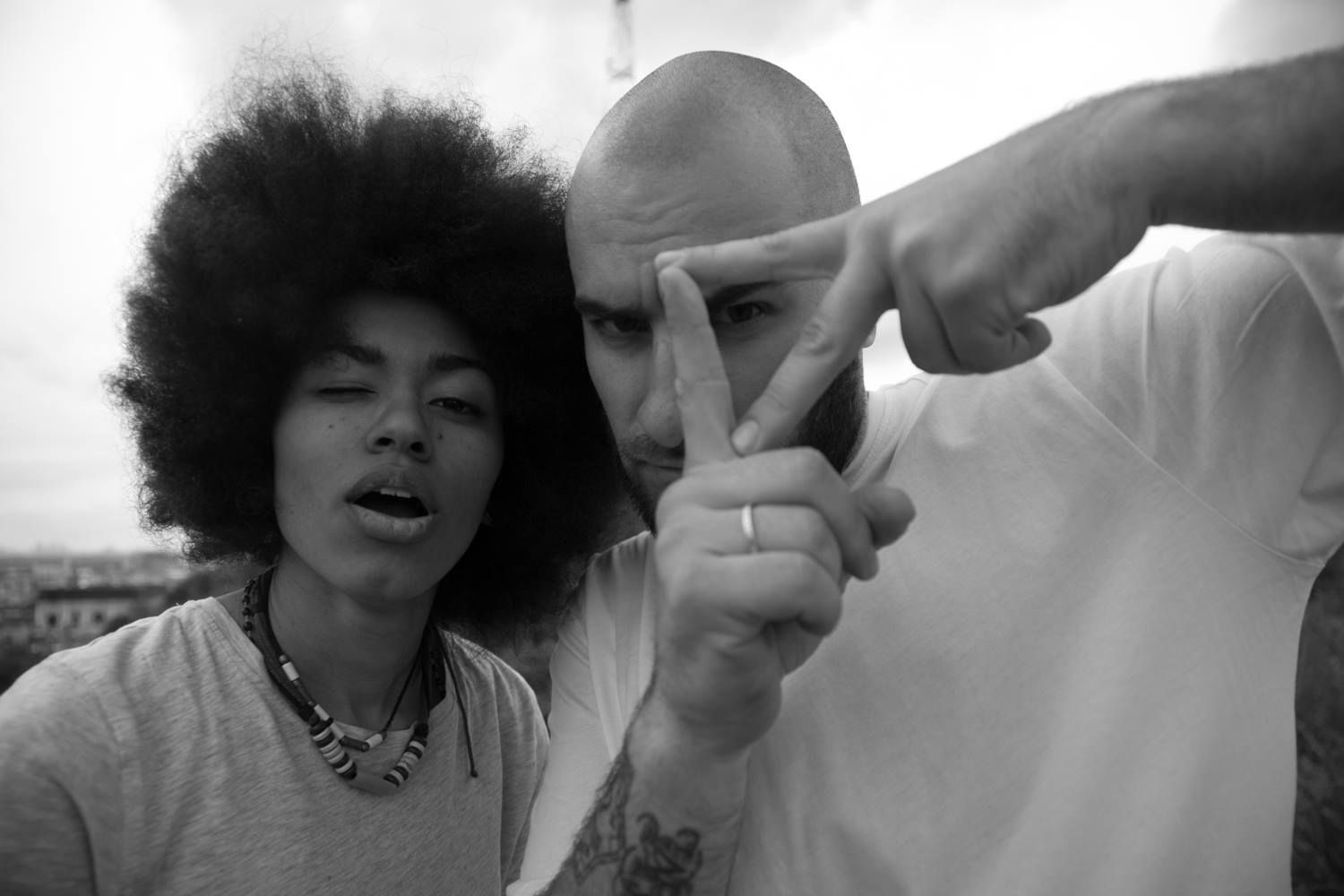 Група Сальто Назад випустила новий кліп на пісню 