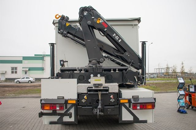 В Україні створили броньовану машину для піротехніків - фото 205891