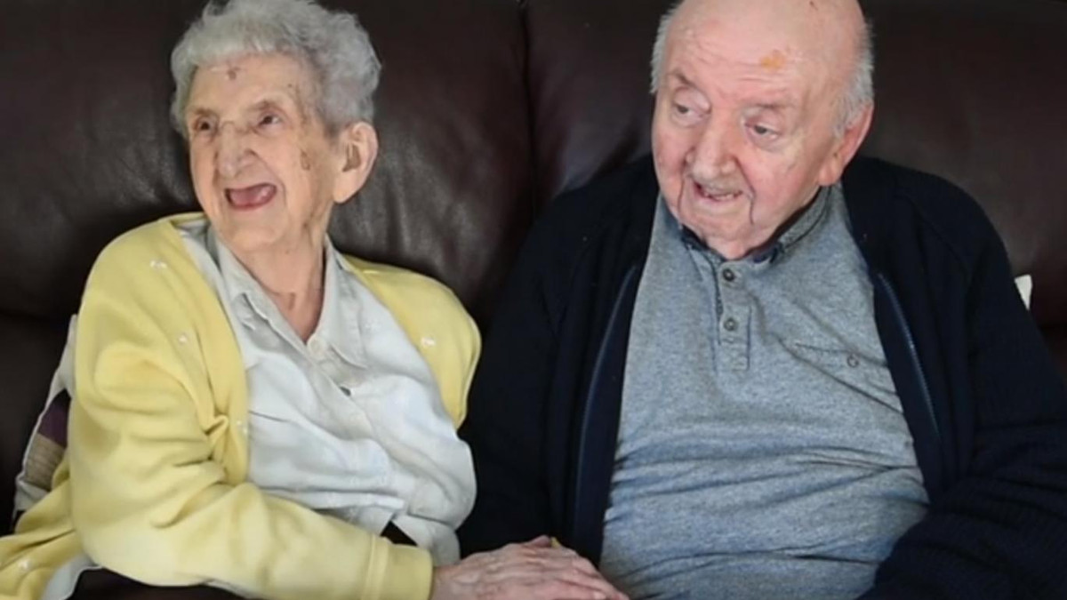 98-річна жінка переїхала до будинку пристарілих, щоб доглядати за своїм сином - фото 1