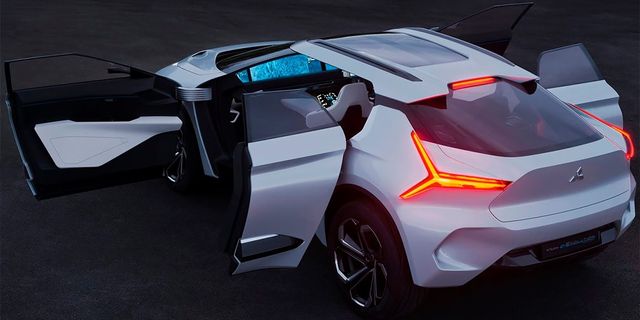 Як виглядає новенький електрокросовер Mitsubishi Evolution - фото 204705
