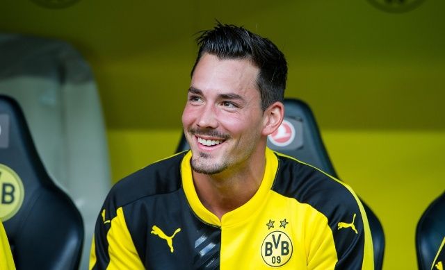 Партнер Ярмоленка підписав новий контракт з клубом - фото 203862