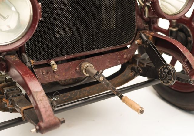 Останній вцілілий екземпляр першої моделі Alfa Romeo продадуть на аукціоні - фото 203821