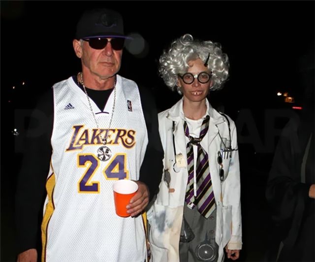 Це геніально! Як виглядають найкращі образи Гаррісона Форда на Хелловін - фото 203241