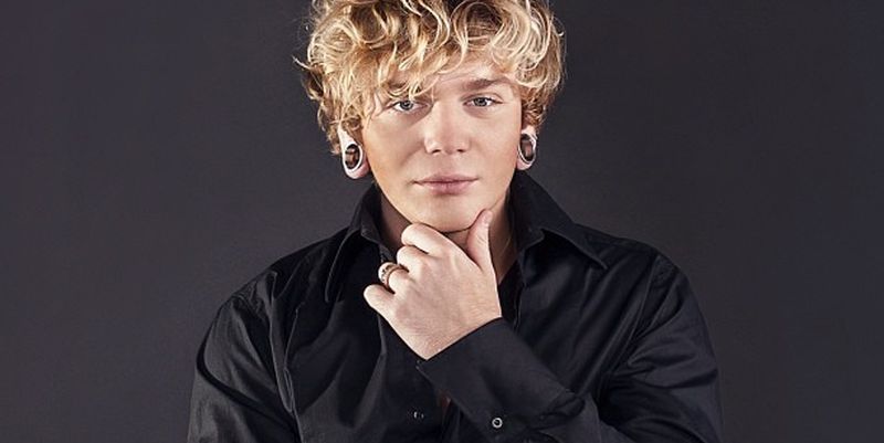 Зірка Х-Фактора зворушив мережу сімейним знімком