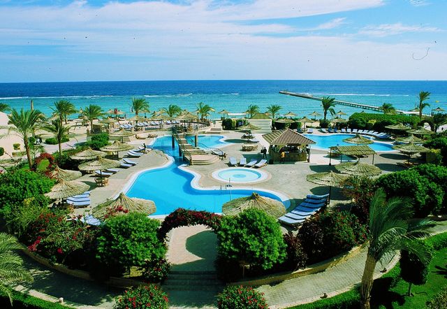 Названо ТОП-5 найкращих пляжів світу - фото 203089